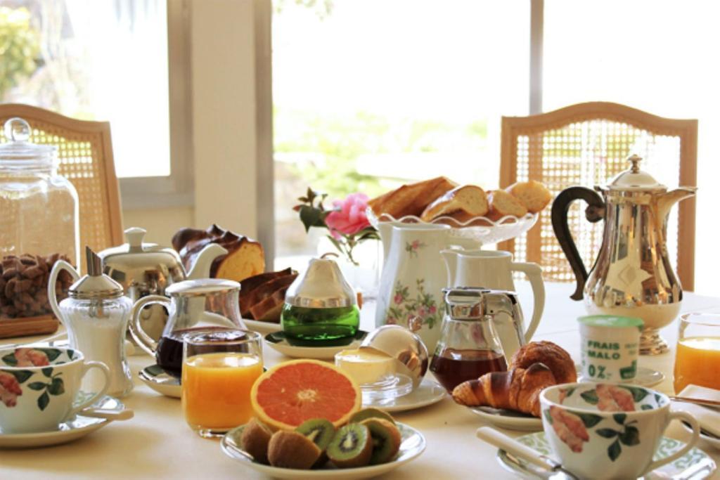 La Boudrie Bed & Breakfast Avranches Exterior photo